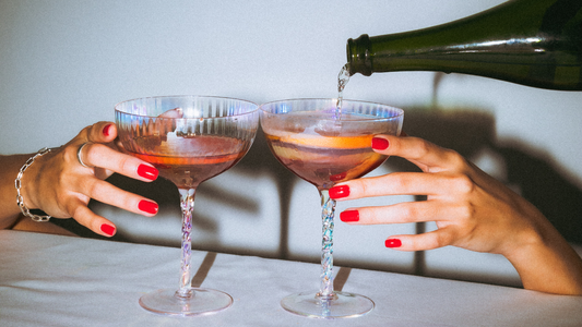 How to Make Fizzy Champagne-Style Kombucha at Home: A Healthy, Easy Guide for Beginners